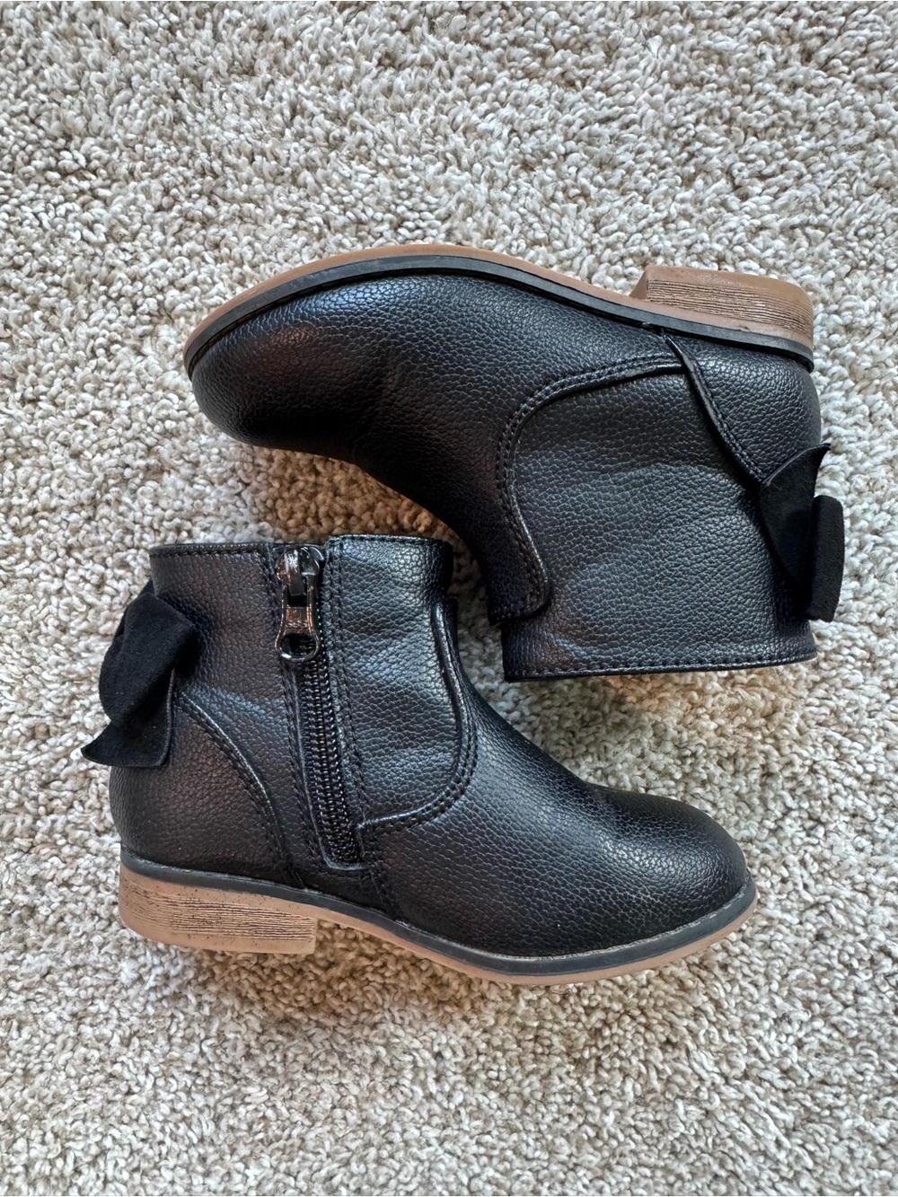 Cat & Jack Girls Black Ankle Boots Size 8 Bow Side Zip Faux Leather - Picture 7 of 8